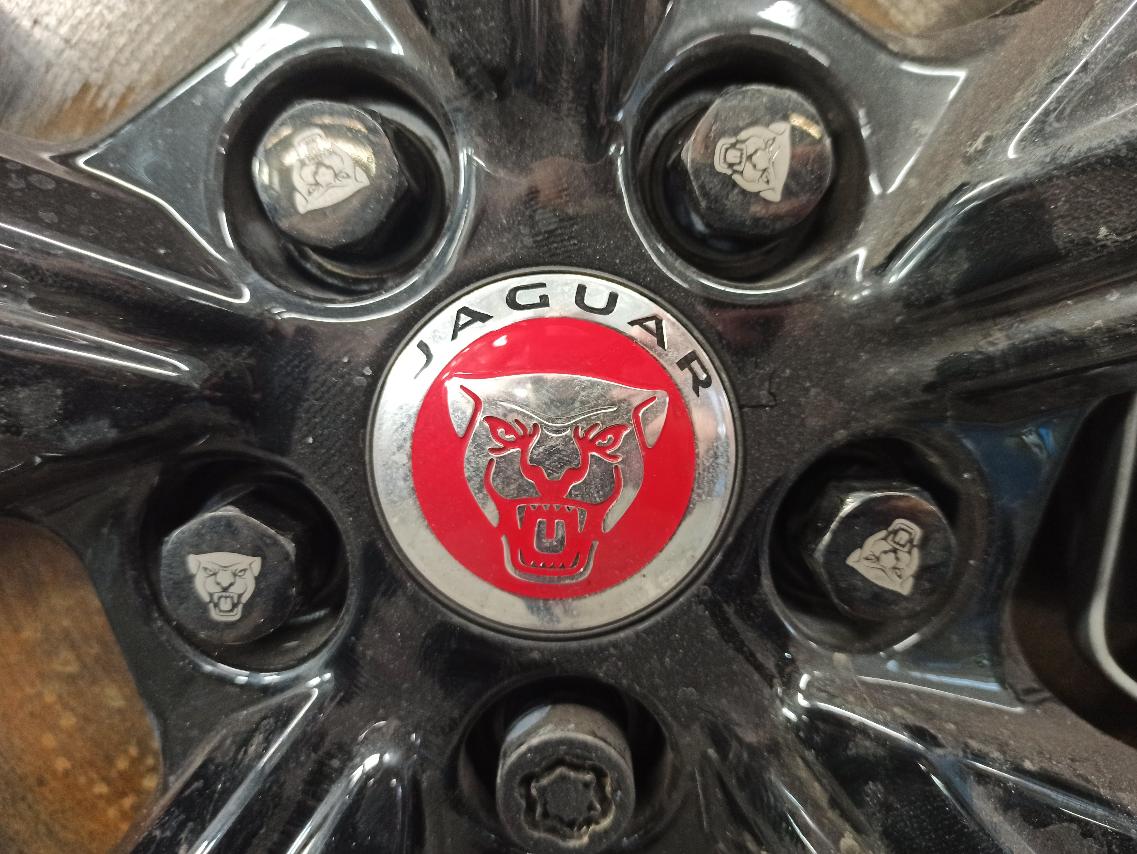 Jaguar I-pace - Замена пневмостоек