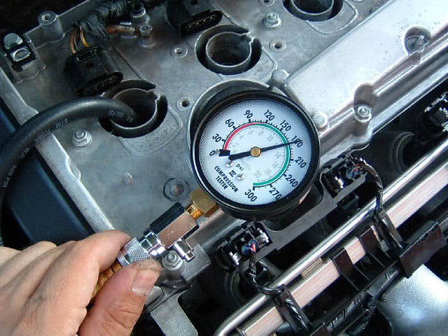 Проверка компрессии двигателя
