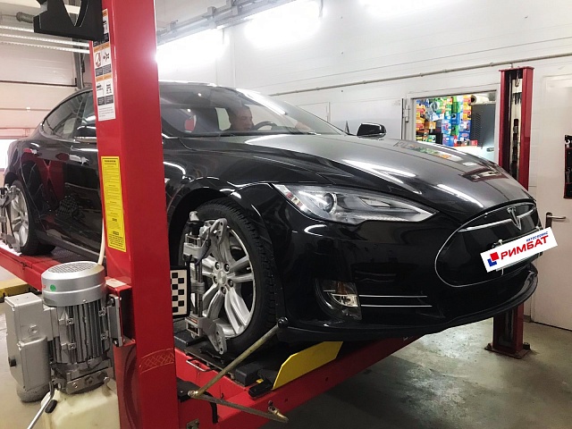 Tesla model S - Развал-схождение