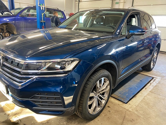 Volkswagen Touareg - Шиномонтаж